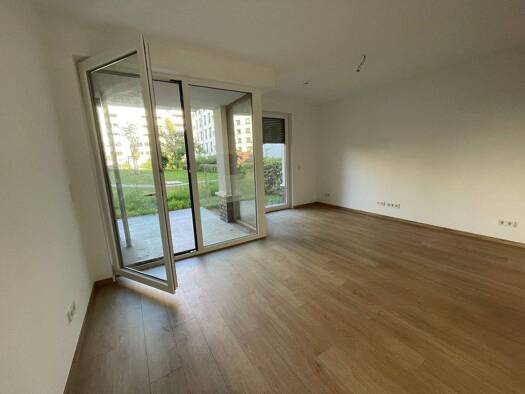 Wohnung zur Miete 625 € 2 Zimmer 45,7 m² EG frei ab 01.04.2026 Flößerstraße 10 c Mickten Dresden 01139