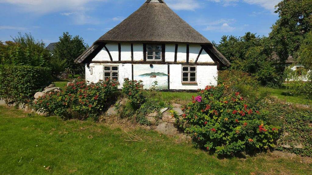 Haus zum Kauf 650.000 € 4 Zimmer 110 m² 916 m² Grundstück Neuendorf 51 Neuendorf Putbus 18581