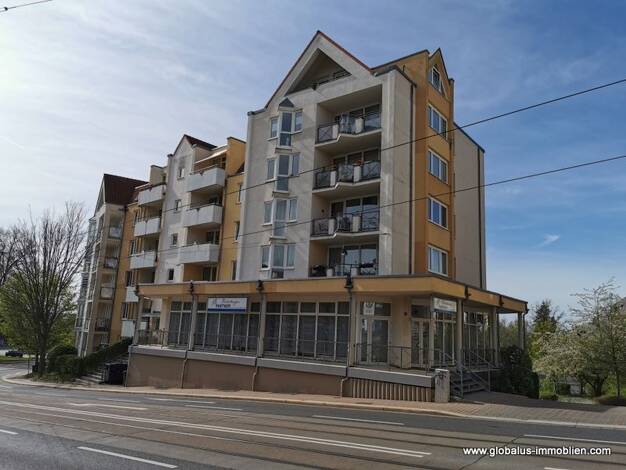Wohnung zur Miete 375 € 2 Zimmer 57,7 m² 3. Geschoss frei ab 01.12.2026 Röntgenstraße 37 Reusa Plauen 08529