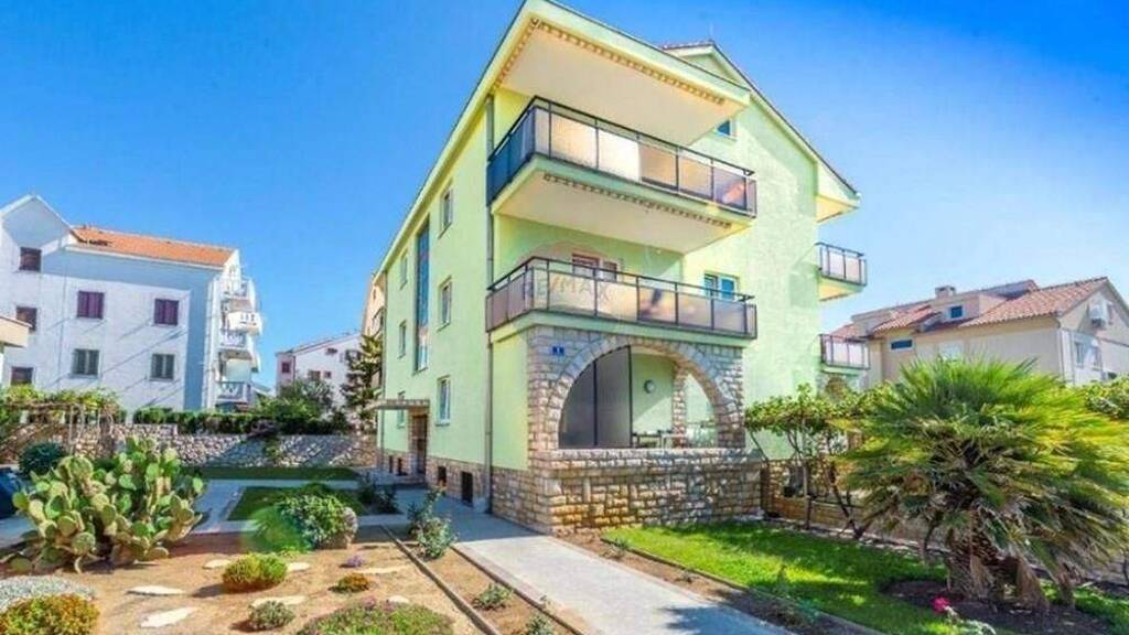 Haus zum Kauf 3.500.000 € 17 Zimmer 1.150 m² Novalja