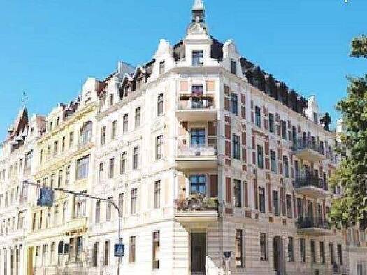 Mehrfamilienhaus zum Kauf als Kapitalanlage geeignet 700.000 € 925 m² 460 m² Grundstück Pforten Gera 07545