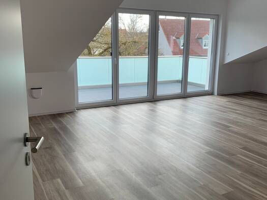 Wohnung zur Miete 965 € 4 Zimmer 90 m² Geschoss 1/2 frei ab 01.09.2026 24 Ansbacher Str. Aurach Aurach 91589