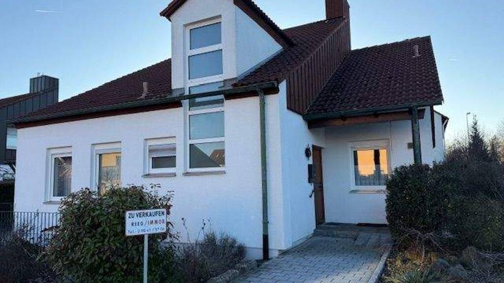Einfamilienhaus zum Kauf 369.000 € 3 Zimmer 554 m² Grundstück frei ab sofort Bad Windsheim 91438