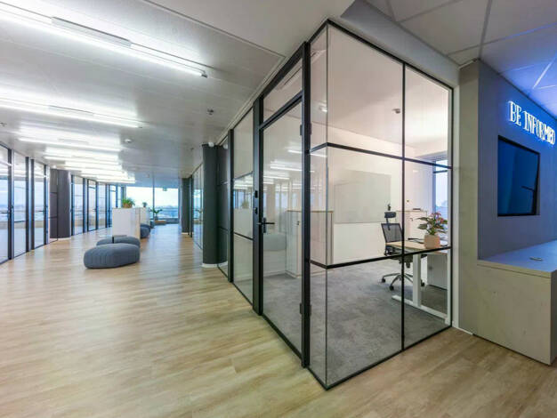 Bürofläche zur Miete provisionsfrei 16 € teilbar ab 276 m² Schwanheim Frankfurt am Main 60528
