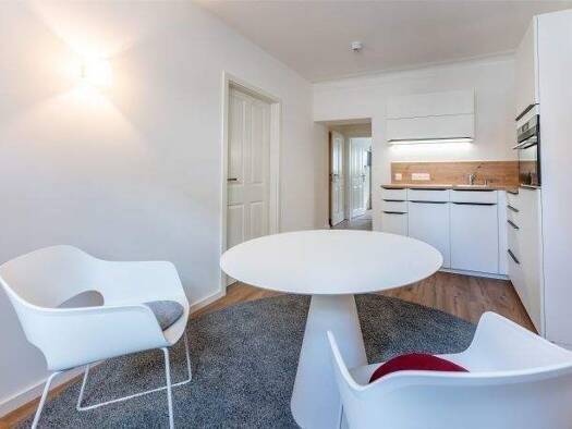 Studio zur Miete 390 € 1 Zimmer 1. Geschoss frei ab 01.12.2025 Straubing 94315