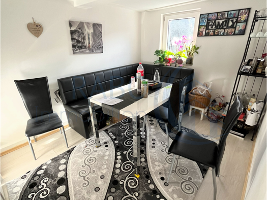 Wohnung zur Miete 830 € 4 Zimmer 80 m² Dachgeschoss Trossingen Trossingen 78647