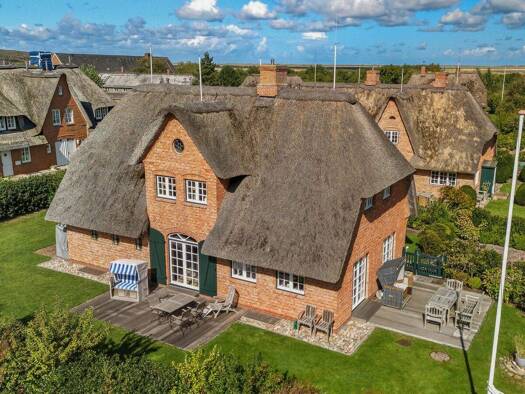 Einfamilienhaus zum Kauf 7 Zimmer 217 m² 730 m² Grundstück List auf Sylt 25992