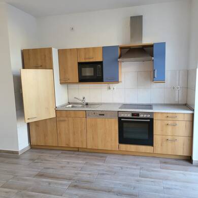 Wohnung zur Miete 590 € 3 Zimmer 85 m² 3. Geschoss frei ab sofort Ernst-Toller Straße 2 Innenstadt Gera 07545