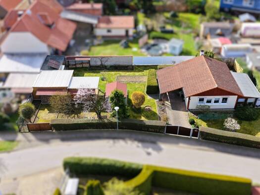 Einfamilienhaus zum Kauf 135.000 € 3 Zimmer 65 m² 715 m² Grundstück Bachstraße 2a Rieder 06493