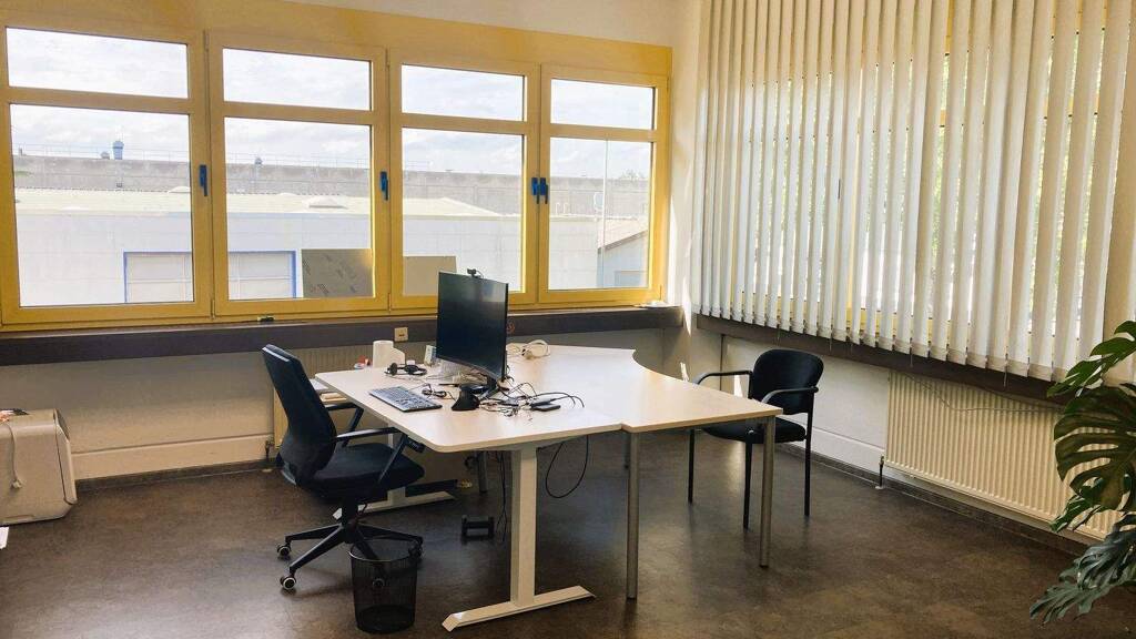 Büro zur Miete 7,46 € 114 m² Bürofläche Hockenheim 68766