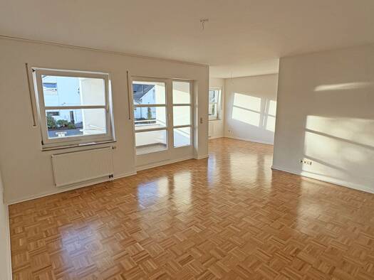 Wohnung zur Miete 660 € 3 Zimmer 88 m² Eitorf Eitorf 53783