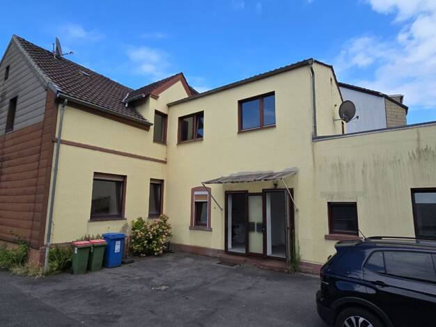 Mehrfamilienhaus zum Kauf 339.000 € 7 Zimmer 212 m² 730 m² Grundstück Sterkrade-Mitte Oberhausen 46145