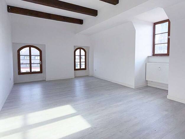 Maisonette zur Miete 662 € 3 Zimmer 92 m² 3. Geschoss Hauptmarkt 18 Innenstadt Zwickau 08056