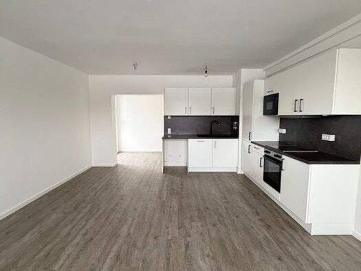 Wohnung zur Miete 937 € 2,5 Zimmer 69,2 m² 3. Geschoss Grunaer Straße 5 Pirnaische Vorstadt Dresden 01069