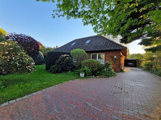 Bungalow zum Kauf 465.000 € 6 Zimmer 215 m² 1.161 m² Grundstück Hude Hude (Oldenburg) 27798