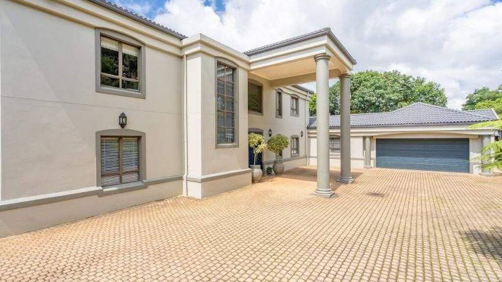 Haus zum Kauf 325.000 € 5 Zimmer 477 m² 15.000 m² Grundstück Kloof 3640