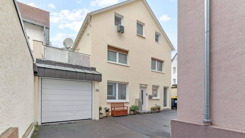 Einfamilienhaus zum Kauf 495.000 € 6 Zimmer 105 m² Bad Cannstatt Stuttgart 70376