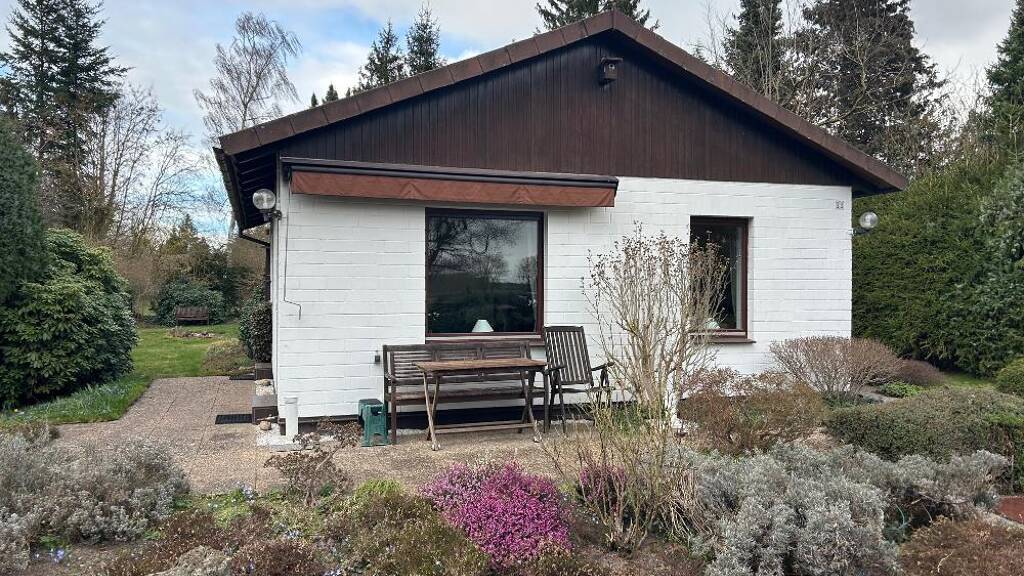 Haus zum Kauf 105.000 € 2,5 Zimmer 45 m² 1.251 m² Grundstück Himbergen 29584