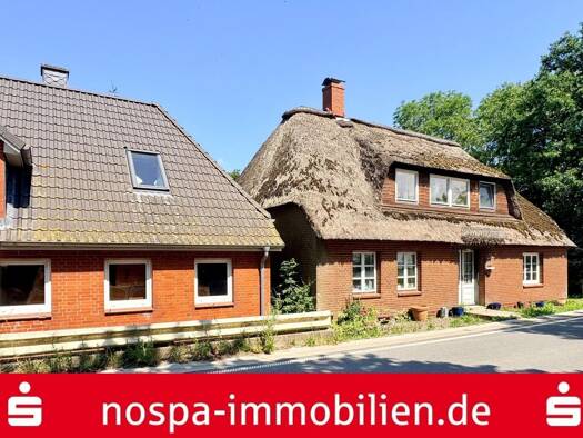 Einfamilienhaus zum Kauf 220.000 € 10 Zimmer 278 m² 1.299 m² Grundstück Poppenbüll 25836