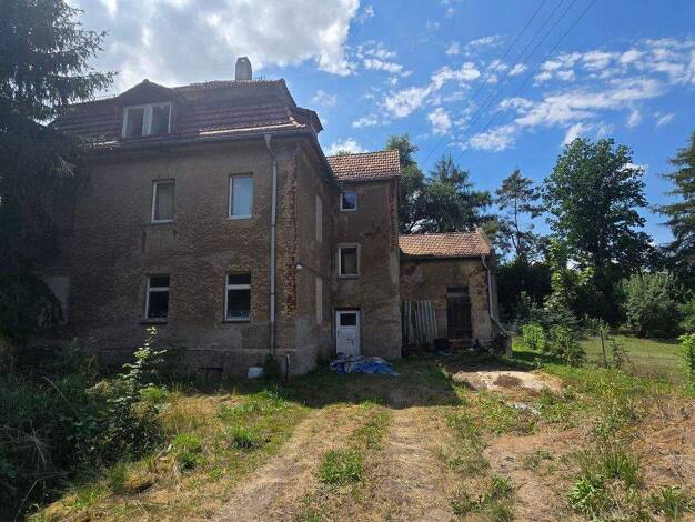 Einfamilienhaus zum Kauf 70.000 € 10 Zimmer 240 m² 1.175 m² Grundstück Roitzschwiese 17 Roitzschen Klipphausen 01665