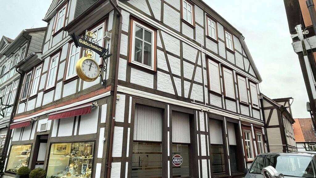 Mehrfamilienhaus zum Kauf 438.000 € 8 Zimmer 240 m² 320 m² Grundstück Lüchow 29439