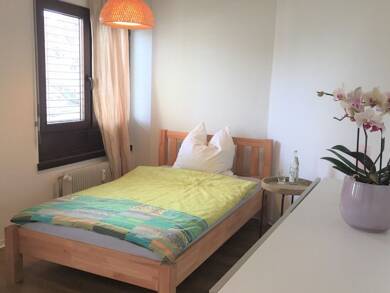 WG-Zimmer zur Miete Wohnen auf Zeit 630 € 16 m² frei ab 12.02.2026 Echterdinger Strasse 0 Leinfelden Leinfelden-Echterdingen 70771