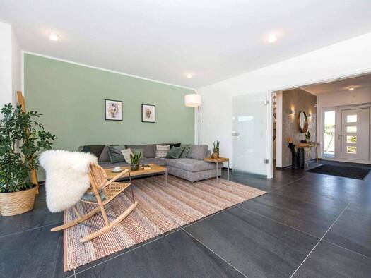 Haus zum Kauf 678.000 € 6 Zimmer 180 m² 540 m² Grundstück Gutmart Großkarolinenfeld 83109