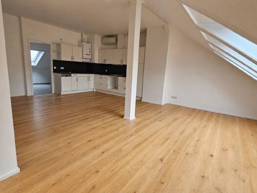 Wohnung zur Miete 413 € 2 Zimmer 55 m² frei ab 01.10.2026 Crimmitschau Crimmitschau 08451