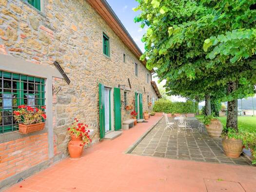 Villa zum Kauf 1.450.000 € 7 Zimmer 350 m² 56.000 m² Grundstück Panoramablick Montecatini Terme 51016