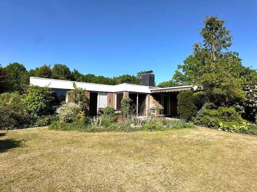 Bungalow zum Kauf 215.000 € 4 Zimmer 110 m² 508 m² Grundstück Uelzen 29525