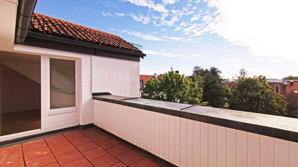 Wohnung zur Miete 1.460 € 2,5 Zimmer 90,5 m² 3. Geschoss frei ab 15.03.2026 Leipziger Str. 12_3 Unterhaching 82008