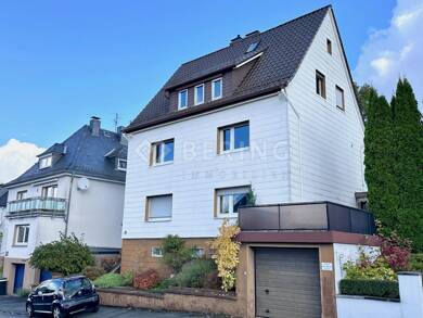 Mehrfamilienhaus zum Kauf 349.000 € 8 Zimmer 179,9 m² 455 m² Grundstück Siegen 57072