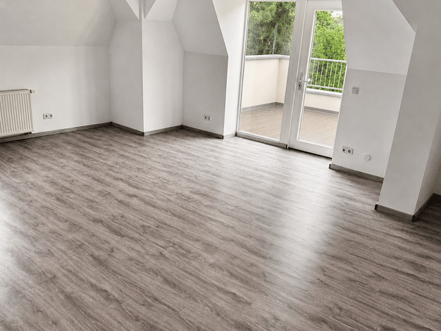 Wohnung zur Miete 1.298 € 6 Zimmer 173 m² frei ab sofort Glauchau Glauchau 08371