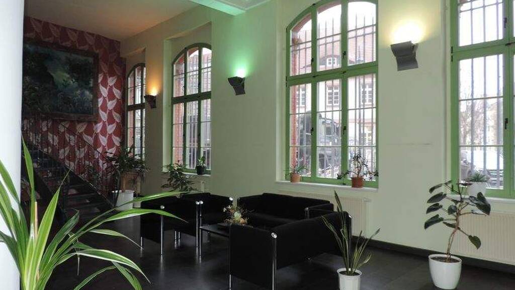 Bürofläche zur Miete provisionsfrei 9,80 € 34 Zimmer 1.700 m² Bürofläche teilbar ab 300 m² Mitte Cottbus 03046