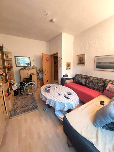 Wohnung zum Kauf provisionsfrei 93.000 € 2 Zimmer 52,3 m² Dachgeschoss, 1. Geschoss Freiligrathstr. 11 Schinkenplatz Krefeld 47799