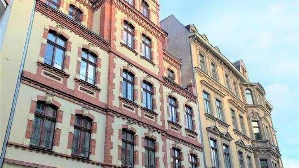 Wohnung zur Miete 420 € 2 Zimmer 41 m² 4. Geschoss frei ab sofort Breitestraße 35 Innenstadt Halle (Saale) 06108