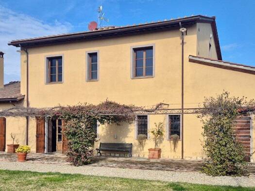 Haus zum Kauf 950.000 € 400 m² 10.000 m² Grundstück Vicopisano 56010