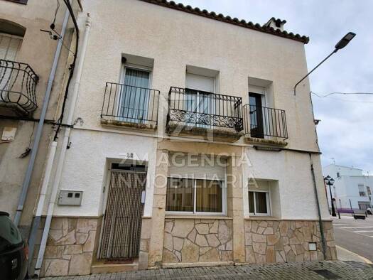 Bauernhaus zur Miete 750 € 4 Zimmer 222 m² 83 m² Grundstück Sant Rafel del Riu 12510