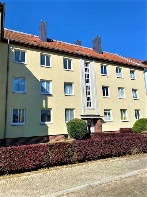 Wohnung zur Miete 398 € 2 Zimmer 56,9 m²<br/>Wohnfläche ab sofort<br/>Verfügbarkeit Eisnerstr.15 Pestalozzistraße Magdeburg 39110