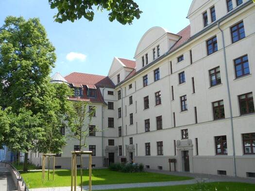 Wohnung zur Miete 670 € 2 Zimmer 63,8 m² frei ab 01.10.2025 Westerfeldstr. 2 Herrenhausen Hannover 30419