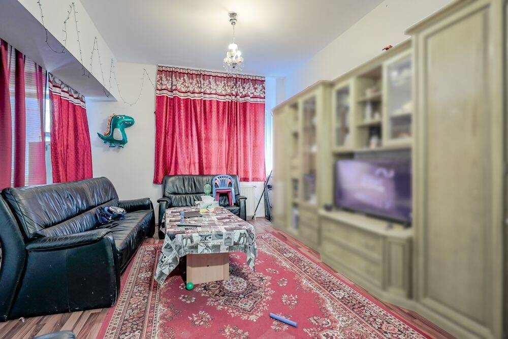 Property thumbnail 12