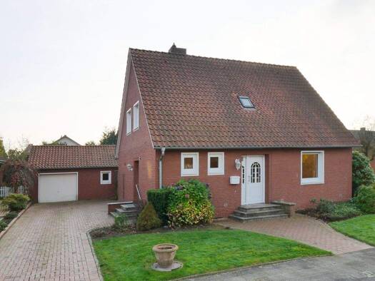 Einfamilienhaus zum Kauf provisionsfrei 235.000 € 4,5 Zimmer 105 m² 668 m² Grundstück Twistringen 27239