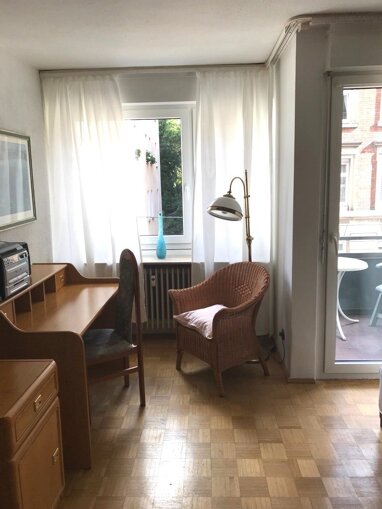 Wohnung zur Miete Wohnen auf Zeit 950 € 1,5 Zimmer 32 m² frei ab sofort Heusteigviertel Stuttgart-Mitte/Süd 70180