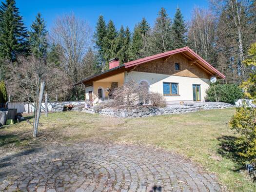 Bungalow zum Kauf 729.000 € 4 Zimmer 867 m² Grundstück Seekirchen am Wallersee 5201