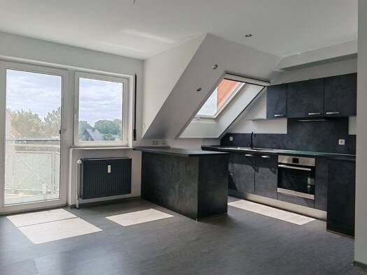 Maisonette zur Miete 760 € 2 Zimmer 76,8 m² Geschoss 3/3 frei ab sofort Stadtfeld West Magdeburg 39110