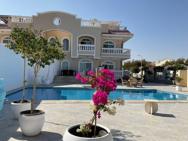 Einfamilienhaus zum Kauf 235.000 € 6 Zimmer 260 m²<br/>Wohnfläche 1.135 m²<br/>Grundstück Mub 7 Hurghada