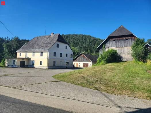 Bauernhof zum Kauf 1.700.000 € 191.909 m² Grundstück Ruden 9113