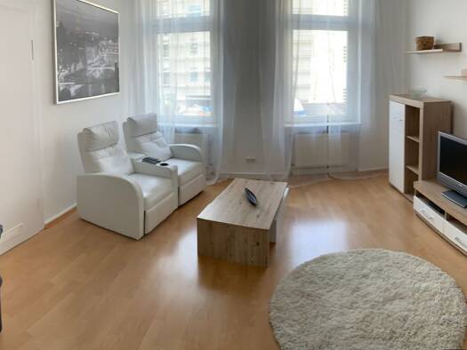 Terrassenwohnung zur Miete 850 € 3 Zimmer 63 m² frei ab 29.08.2026 Hanau 63450