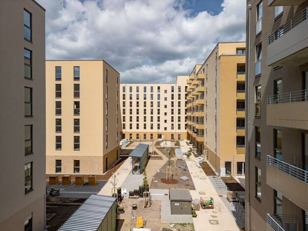 Wohnung zur Miete nur mit Wohnberechtigungsschein 578 € 2 Zimmer 60,8 m² 5. Geschoss frei ab sofort Moderlieschenstr. 86 Spandau Berlin 13599
