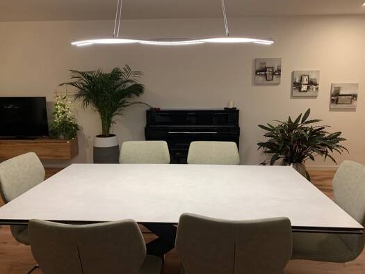 Wohnung zur Miete 1.350 € 3 Zimmer 90 m² Geschoss 1/3 frei ab 01.02.2026 Karl-Theodor-Straße 8 Wiesloch 69168